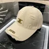 Celies Sun Hat Nieuwe gepersonaliseerde geperforeerde rand kleine triomf metalen letter honkbal hoed met gezicht zachte top zonneschool malegk5w