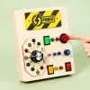 Montessori geschäftiger Board Sensory Toys Holz mit LED Light Switch Control Board Travel Aktivitäten Kinder Spiele für 2-4 Jahre alt
