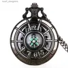 Montres de poche Vintage Creative Hollow Compass Design Pocket Starry Round Round Pendant Clock Retro Men Women Fob Pocket With Chain Y240410