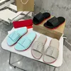 Rode bodems slippers mannen ontwerper sandalen klassieke spike sandaal dikke rubberen zool slipper studs glijbanen platform muilezels zomer casual mode schoenen