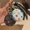 6Style Créativité Cosmetic Mirror Keychain Coin Purse Pending Charm Bijoux de cavalier Fashion Pu Leather Flower Grid Designer Metal Key Chain