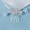 Headpieces Silver Grab Chain Hair Comb Flower Rhinestone Handgjorda brudhuvudstycke Ornament Bröllopstillbehör för kvinnor