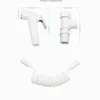 Porta del serbatoio del gabinetto musulmano bidet spray per doccia per doccia bagno bagno bagno assissione spruzzatore per doccia set di acqua auto -detergente tubo b4