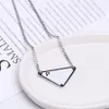 Colliers pendentifs Collier de créateur Sailormoon Designer Womens Bijoux Whale Triangular Letter Ami Cadeau Fine Plant Jewelry Hometown Pass Pass Butterfly Wolf