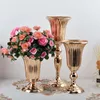 Vases Style Européen Fleurs or Vase Vase Metal Arrangement floral Holder Séché Flower Flower Flower Pot tige de planche Ornement de plante