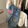 Jeans Fashion Boys girls letter embroidery jeans 2024 spring kids patch loose casual denim pants INS children soft wash cowboy trousers