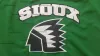 MTHR 8 Mike Commodore North Dakota Fighting Sioux Hockey Jersey Mens Mens Stitched تخصيص أي رقم وأسم قمصان الاسم