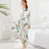 Hemkläder Silk Pyjamas Set For Women Sleep Lounge Wear Female Pyjamas Leopard Fashion Lady Long Sleeve Pants Nightwear Sexy 2024 Spring