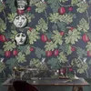 いたずらな猿と果物の壁紙、フルートのペリビト・グリーンと暗い壁紙、スカンジナビアのデザイン、取り外し可能な壁紙