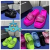 Designer Sandalen Slippers Damesmateriaal Rhinestone Velcro Tape Party Soft Room Gai Platform Slip-on maat 35-42 10 cm Heel Party Formele kantoor gratis verzending