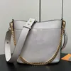 M24638 مصمم جديد أكياس الكتف من Women Bucket Bag أعلى جودة من الجلد الأصلي قفل حقيبة الجسم ومشي حقيبة يد صغيرة