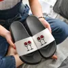 Stampa in vetro di vino rosso donna Slippista Kawaii Summer Slipper PVC Slide esterni a sola piscina Slifori UNISEX UNISEX B