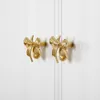 Light Luxury Bow Knobs Brass Furniture Bowknot Handtag och knoppar för köksskåphandtag Lådan drar heminredning hårdvara