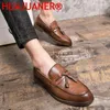 Sapatos casuais masculinos deslizam em mocassins de moda Tassel Design Business Flats Men Size Big Size 38- 47 Men calçados formais