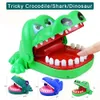Denti di coccodrillo denti che mordono il gioco giocattolo giocattolo di squalo dentello di dito dentelli trucchi giocattoli per bambini adulti per il morso di dinosauro giocattolo