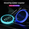 Punteggiatori a LED AUTO 7 Colori Coaster d'acqua con bulbo d'acqua del sensore di luce per Fiat 500 500C 500S 500X 500L