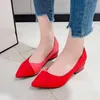 Kleiderschuhe mischen Farbe Med Heels Pumpen Frauen speicherte Zehenquadrat Ferse Frau Flock Patchwork Büro Frauen Größe 42