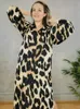 HWL Vintage Leopard Print Vneck Slitt Dress Womens Summer Sumpon Gonna a metà lunghezza Abiti sciolti casual 240411