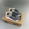 Yezys Boost Runner 700 V3 Designer Yezys Sneaker Boost 700 V2 V3 Low Platfor