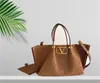 Woven Beach Bag Women Tote Mag Designer Bags Vintage Большой торговой коричневый коричневый белый летний летний роскошный пакет с плечами атмосфера Seprecision Высококачественное XB154