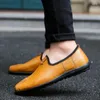 Sapatos casuais de alta qualidade, conduzindo mocassins de couro de couro masculino panos machos andando para homens