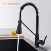 Robinet de cuisine noire de Senlesen Robinet d'évier de cuisine à ressort Trusser le mode Spray Mode Spout Rotation Rotation Hot Cold Water Booker Tap