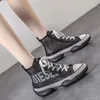 Fitness schoenen vrouw tennismand vrouwelijke zwarte sneaker dames platform dikke greepers high top ontwerpers modemaas ademen casual casual