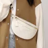 Bag Womens 2024 Crossbody Chest äkta läder Autumn/Winter midja mångsidiga små påsar