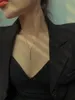 Anhänger Halsketten neuer Stil Titanstahl Farbkristalle aus Shell Long Pendant Halskette Ladies Mode Luxus -Schlüsselbeutel Kette Schmuck 240410