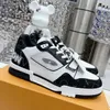 Designer Serie di allenatore di alta qualità Serie casual Sneakers da donna Sneaker Abloh Calfano Real in pelle Real in rilievo in rilievo con piattaforma a basso contenuto di piattaforme a basso contenuto di piattaforme di scarpe da ginnastica 36-45