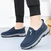 Casual Shoes Men Tennis Warm Breathable Soft Bottom Non -Slip Plus Velvet Comfort Slip-On Walking Winter Vulcanized