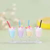 4pcs Dollhouse Mini Drink Ice Cream Cups Modèle Fitend Play Play Mini Food Doll Accessories Fit Play House Toy