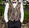 2021 Camo Groom Vests Groomman Toomman Slim Fit Mens Suit Vest Prom Wear Robe de mariée Tailor Waistcoat Country Farmvestbow6191692