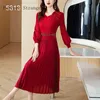 Grundläggande avslappnade klänningar 2024 Sanzhai Spring New Three Building Luxury Pleated Dress med Lantern Sled Ultra Thin Womens Long Dress Magic Elastic Band C240411