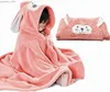 Couvertures emmaillotant Unisexe Beau Bathrobe Flanelle Cartoon Cartoon Boy Girl Ultra-Soft Hotted Spa Robe Bath Tail Cover-up Baby Shower Gift Y240411
