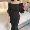 Lässige Kleider Langes Fischschwanzkleid für Frauen Schleuder elegant verdrehte Off-Shoulder-Blasenhülle Koreanische schicke Kleidung Früh Frühling