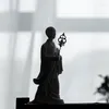 装飾的な置物ペニーホワイト磁器禅彫像セラミック仏figurineクリエイティブオーナメントホームデコレーションアクセサリーモダン