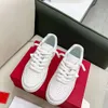 Designer Vvalen Val Version Rose High Chaussures Red Sneakers Riveted Sole épaisse en cuir authentique Lace Up Sports Men Casual Men Trainer Femmes Small White 84J4