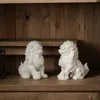 Blanc Céramique Lion Decoration Salon Room TEA PET ORNAMENT STATUE FENGSHUI Gift 240411