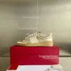 Veelzijdige omhoog Rivet Valenstino schoenen eenvoudige kanten lederen sportontwerper Casual witte sneakers trainer mode echt paar kleine stijl kleur vrouwen xds1