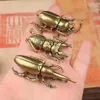 Antyczne brązowe chrząszcze miniaturowe figurka małe dekoracje biurka vintage miedziany owad herbata Zwierzęta ozdoby dekoracje domowe akcesoria 240408