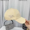 قبعة مينز مصمم للبيسبول للسيدات مثلث غير رسمي للجنسين قبعة أزياء نساء كاسويت مجهزة دلو P Hats Beanie Visor 2206282D