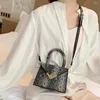 Omuz Çantaları Kadın Yılan Baskı Çanta Python Hessenger Çantası Bayan Bel Crossbody Drop