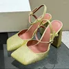 Sandálias Ladies Sandal Summer estilo quadrado Toe Caplen Design Rhinestone Decoration Women Shoes Senior Luxo Senior