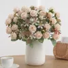 Dekorative Blumen im Freien gefälschte elegante künstliche Rosenzweig mit 6 Köpfen für Home Wedding Party Decor Kunst Seiden innen stilvoll