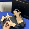 2024 Stiletto Heel Slingback Sandal Spiegel Leder Lee Slipper Stiletto Heels Schnalle Frauen Designer sexy Party Sommerkleiderschuh Mädchen Loafer Abend High Heel 7-9cm