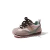 Sneakers Tongku Rabbit Childrens Scarpe da corsa in edizione coreana traspirante Forrest Gump Casual 2024 Spring New Versatile for Boys and Girls H240411