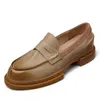 Sapatos casuais salfotos de calçados redondos calçados machos 2024 moda outono oxfords entupimentos plataforma tênis macio slip-on