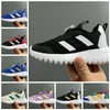 2024 Scarpe firmate di design per ragazzi bassi da tennis da tennis baby sneaker atletiche blu nera nera viola multicolore ciliegia per bambini per bambini scarpe da esterno per bambini per bambini