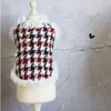 Psa odzież pensa zimowa ciepła wełniana kurtka dla małych psów w stylu spódnicy Pearl Adorn koronkowy dekolt Puppy Coat